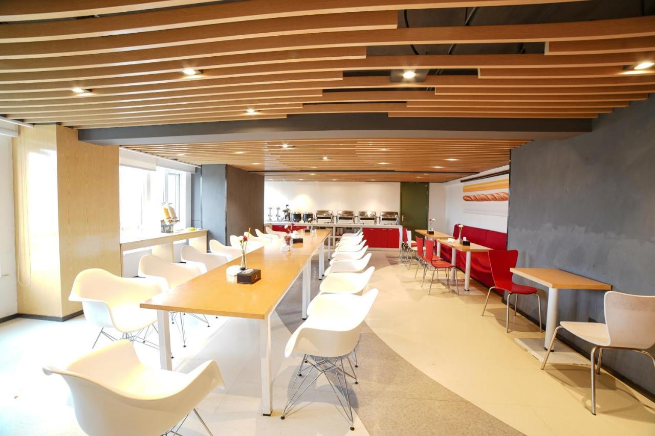 Ibis Chengdu West Jingcui Road Exterior foto
