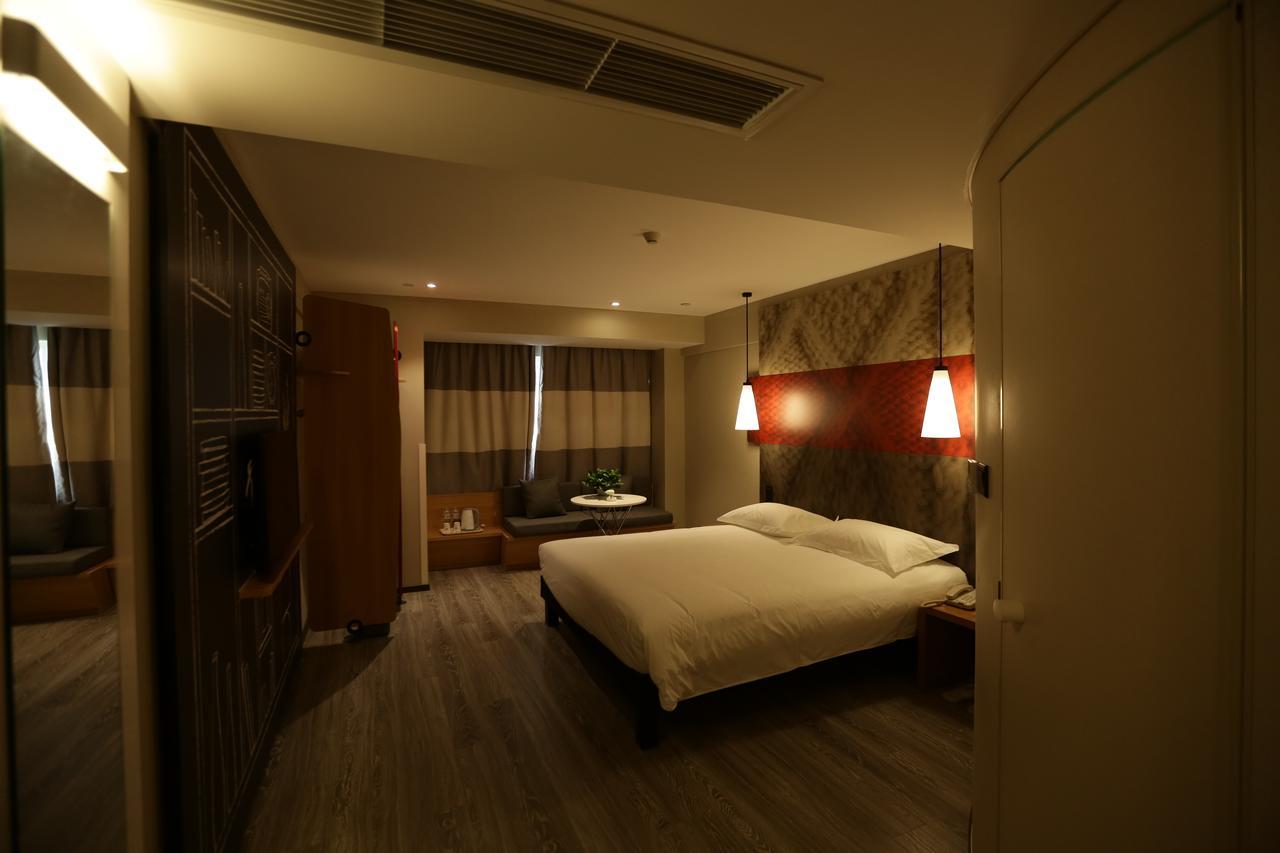 Ibis Chengdu West Jingcui Road Exterior foto