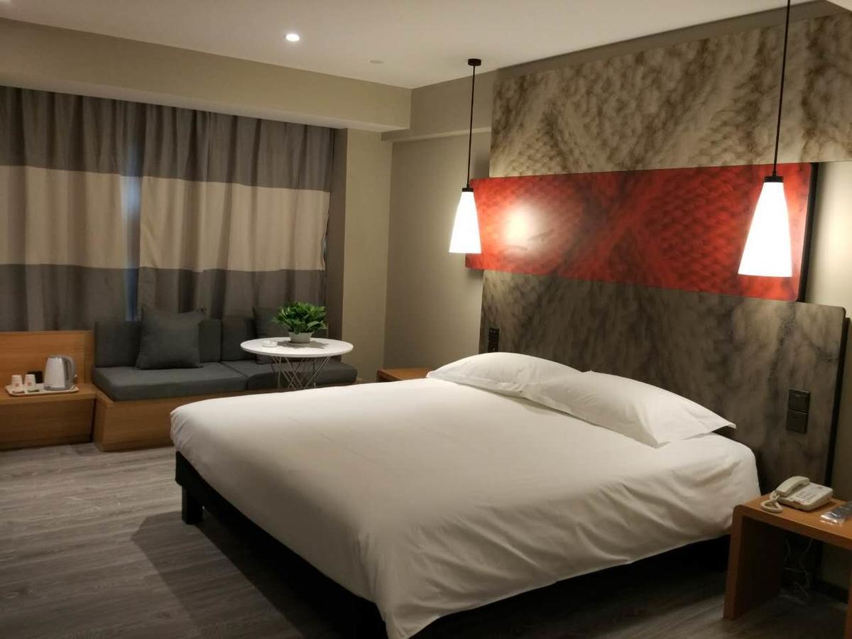 Ibis Chengdu West Jingcui Road Exterior foto