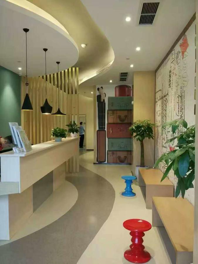 Ibis Chengdu West Jingcui Road Exterior foto