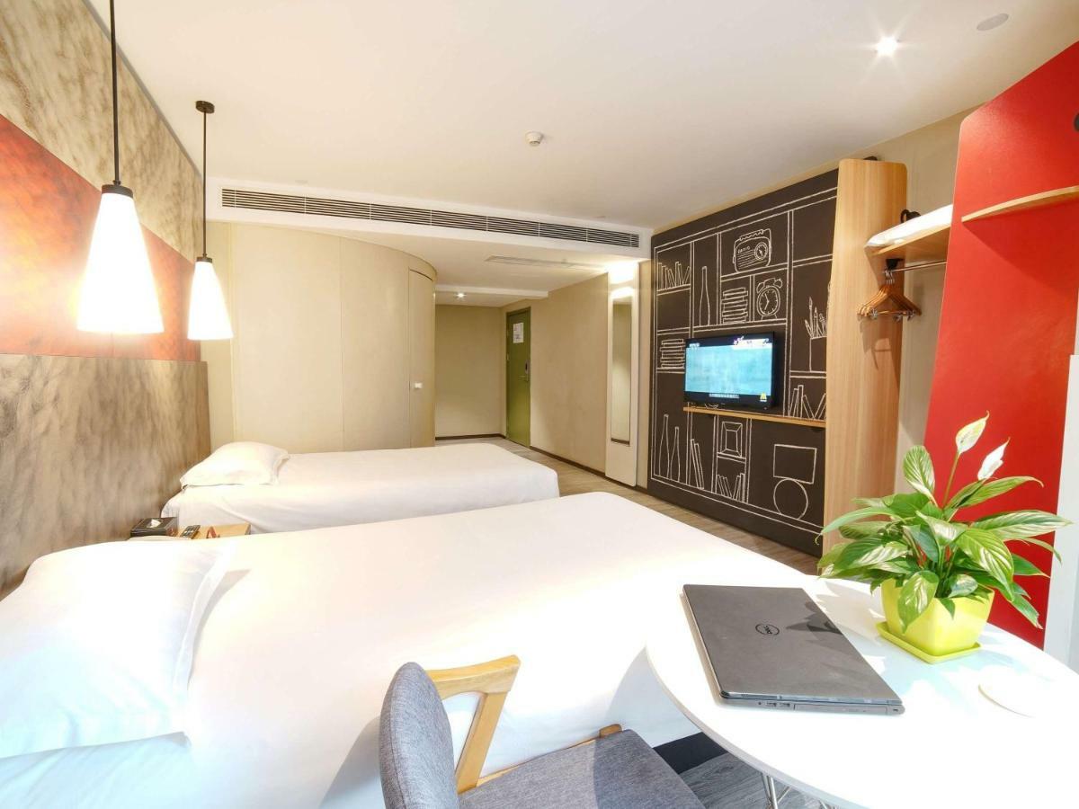 Ibis Chengdu West Jingcui Road Exterior foto
